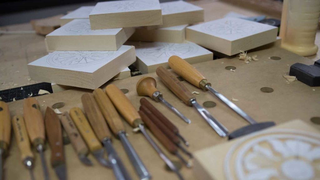 Woodcarving School | Learn to Carve Antique Style Rosette with Alexander Grabovetskiy Woodcarver | School of Woodcarving https://schoolofwoodcarving.com