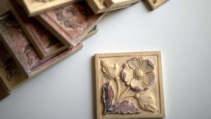 Woodcarving School with Classical Flair - Carving Flower Rosette- Corner Block - with Alexander Grabovetskiy - Woodcarver -@grabovetskiy #woodcavingschool