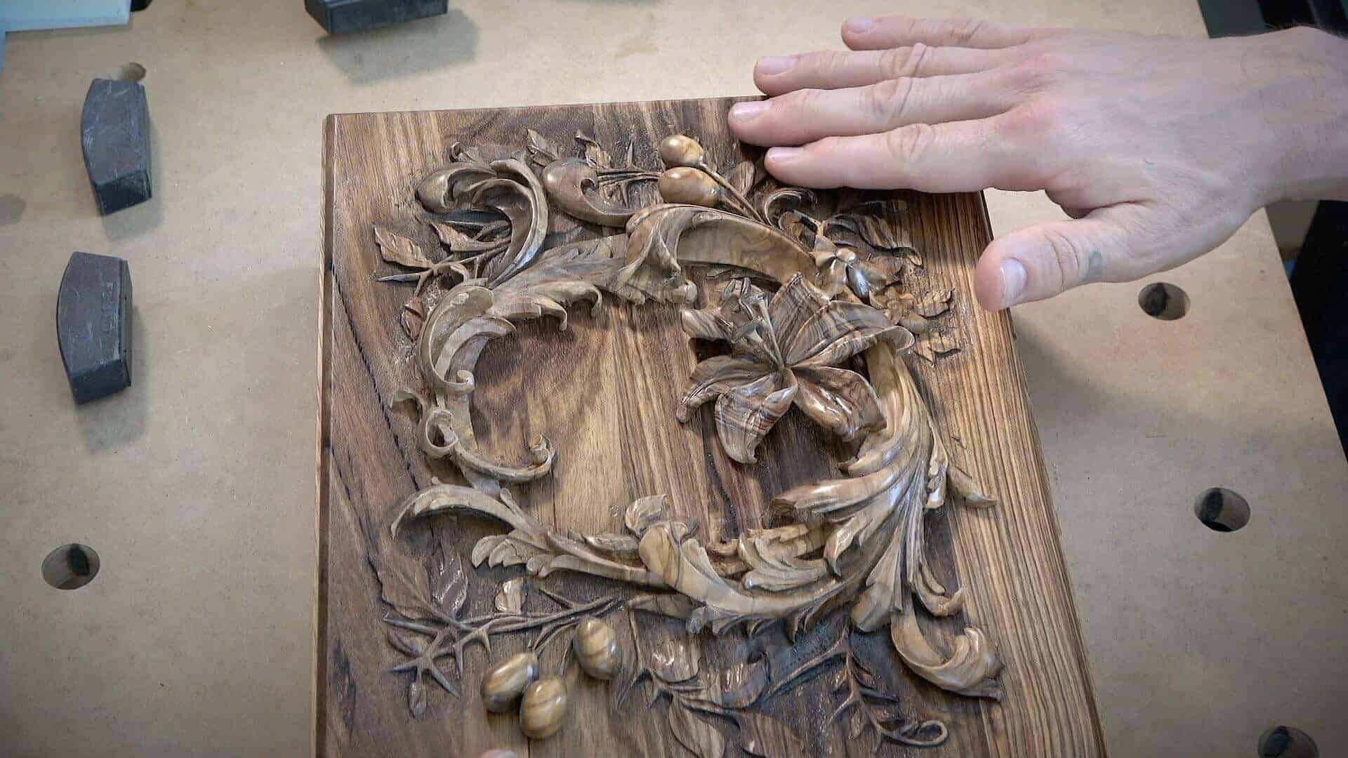 wood carving, Woodcarving, Hashemi Flowers, Foliage carving, carving leaves in wood, wood carving leaf patterns, carving leaves in wood, flower carving, carving flowers, wood carving flower patterns, wooden carved flowers, hand carved flowers, floral carving designs, Floral carving, hand carved flowers, hand carved wooden flowers, learn to carve flowers, learn to carve flowers in wood, How to carve basic flower, grabovetskiy
