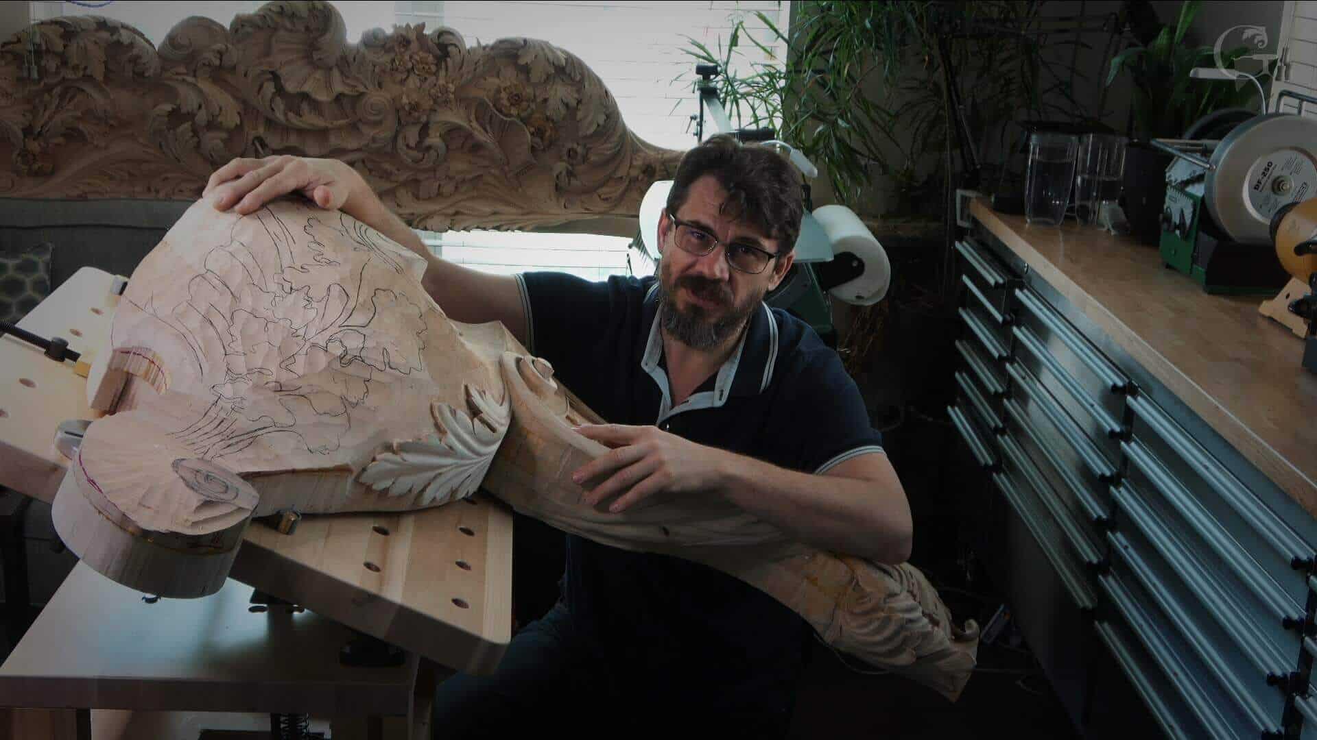 Grabovetskiy School of Wood Carving