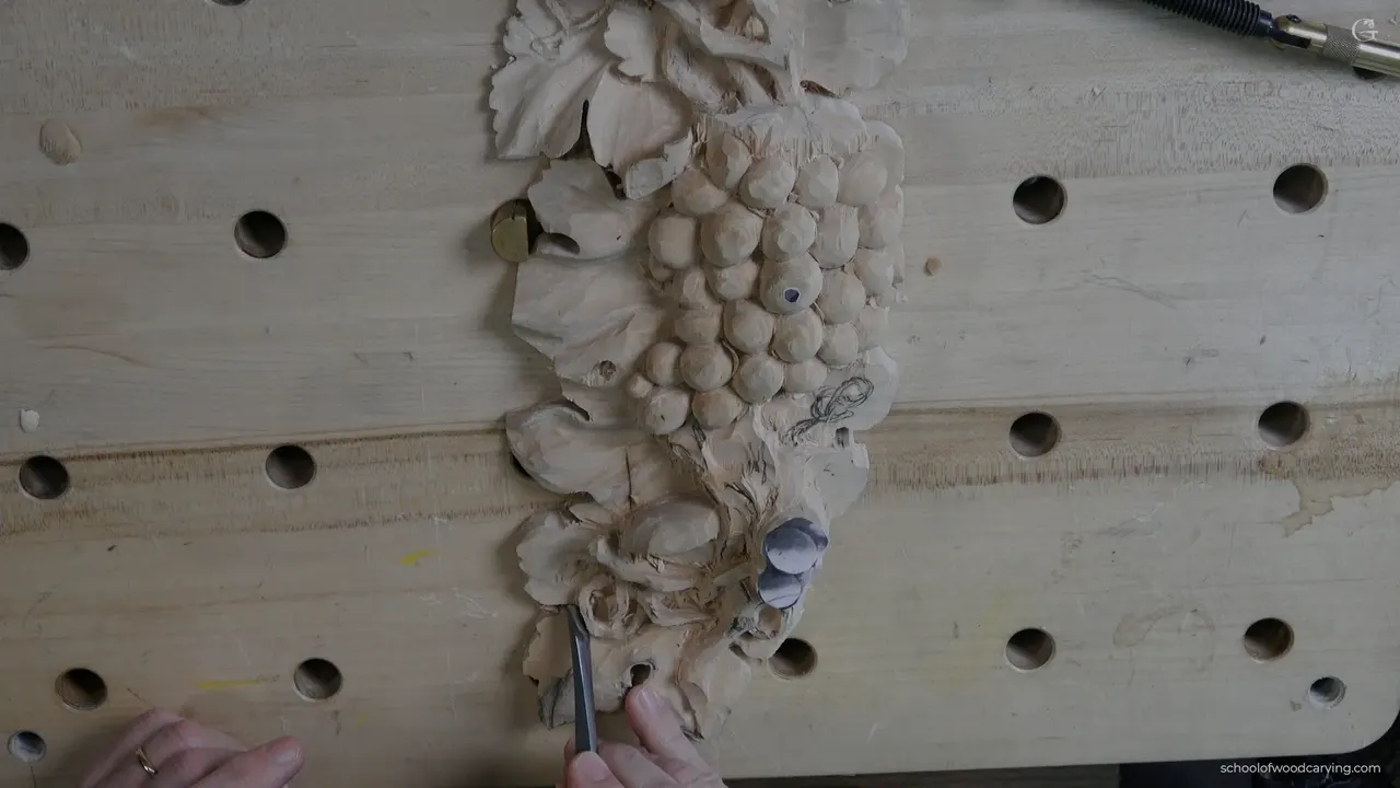 Whole panel from above, both grape clusters finished and the leaf area still waiting for its modelling