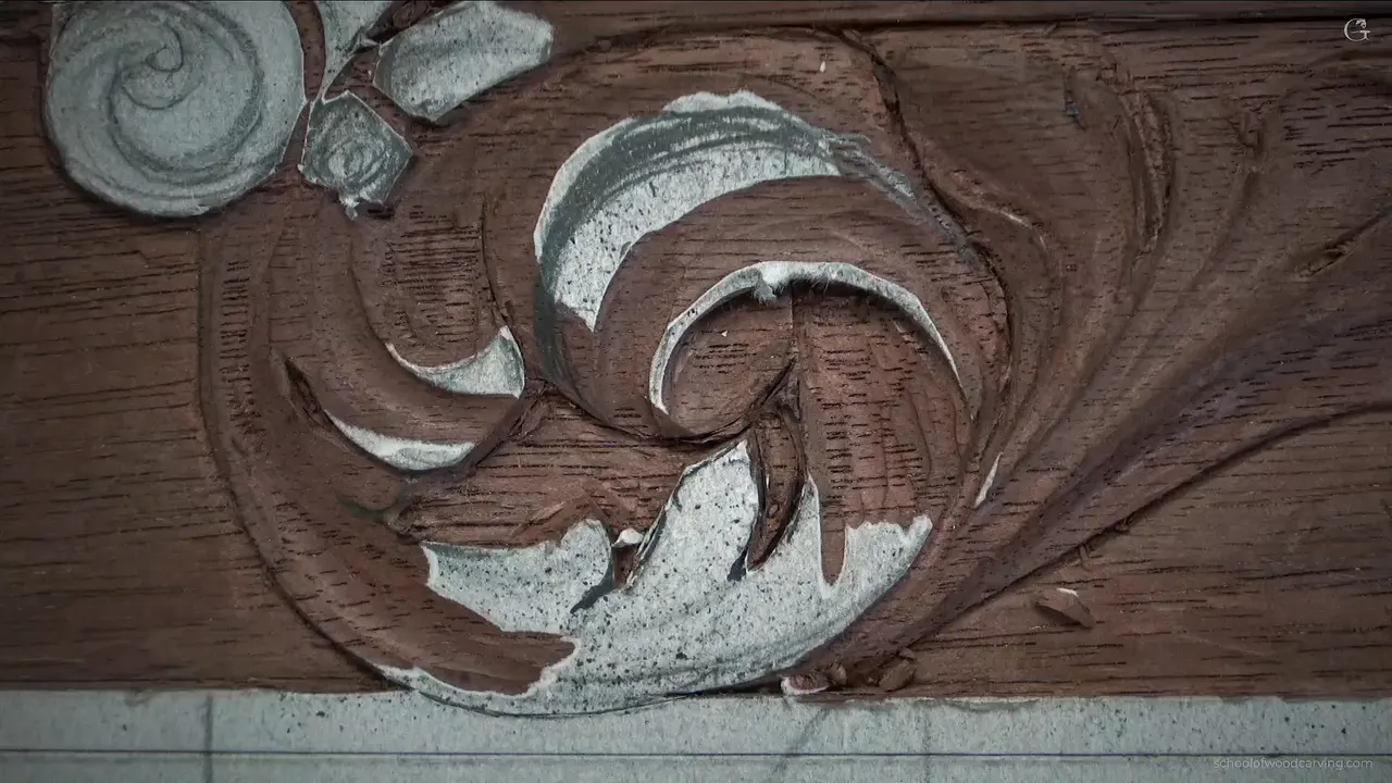 A narrow blade laid right into the carved hollow.